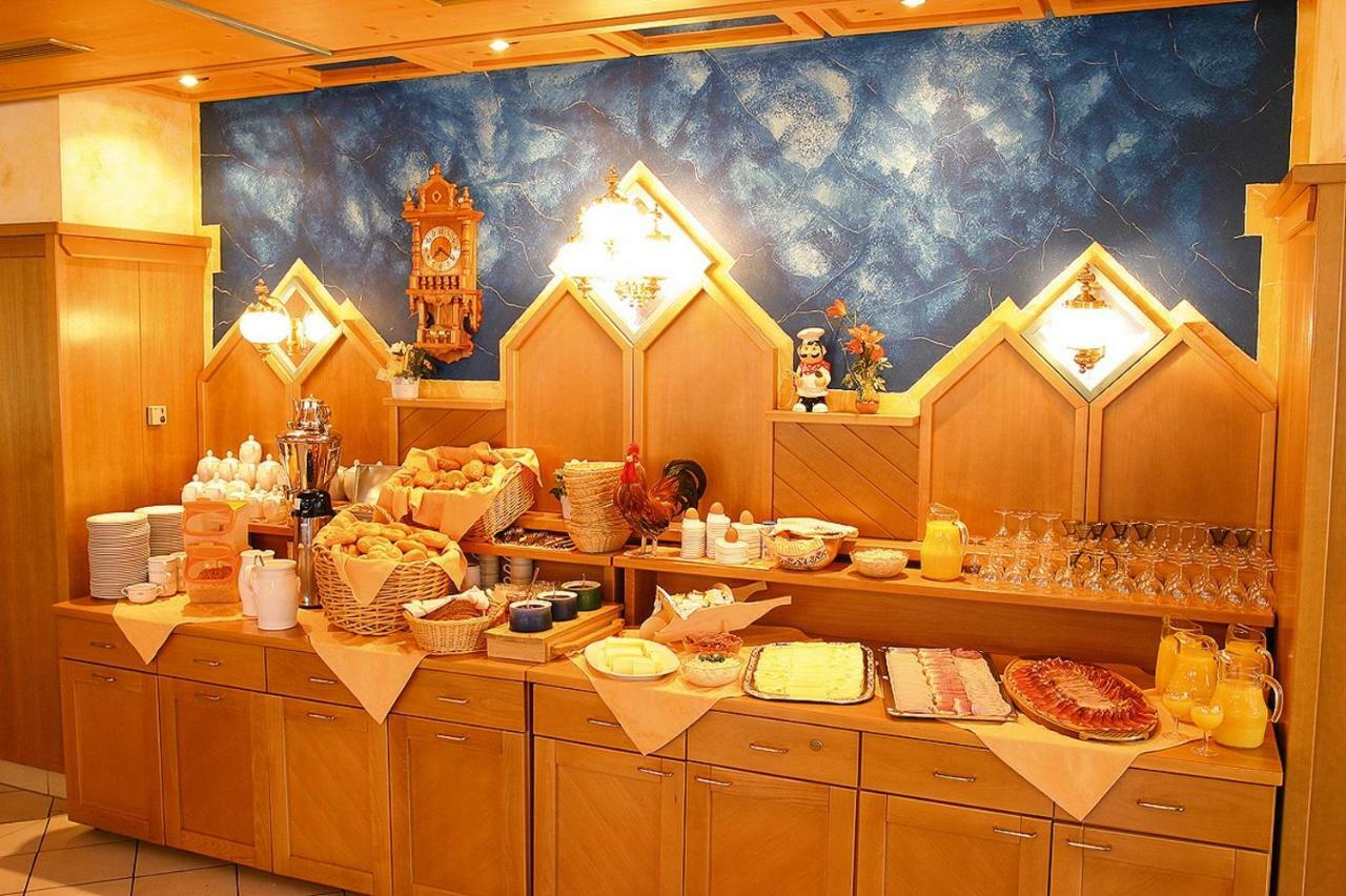 Gasthof-Hotel Winkler Muhldorf  ภายนอก รูปภาพ